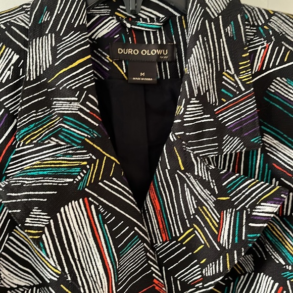 NWOT Luxury Multi-Color Fully Lined Trench Coat With Belt. Size (M). - Picture 4 of 10